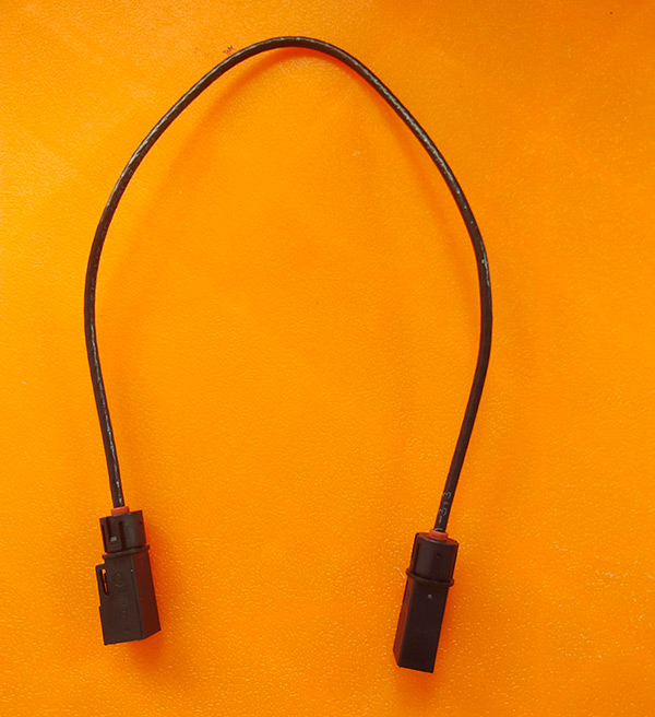 待測產(chǎn)品:汽車控制器的線材 待測產(chǎn)品:汽車控制器的線材